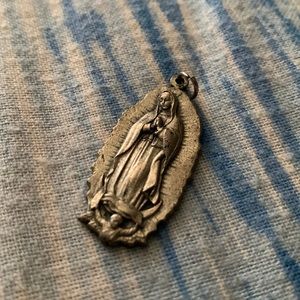 virgin mary pendant